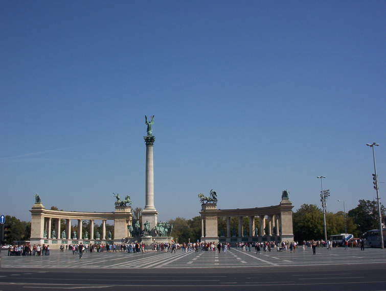 Budapest -- Heroes' Square