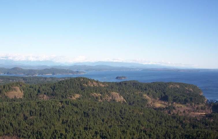 Chinese Mountains - View of other islands, with Cortes Island in the distance